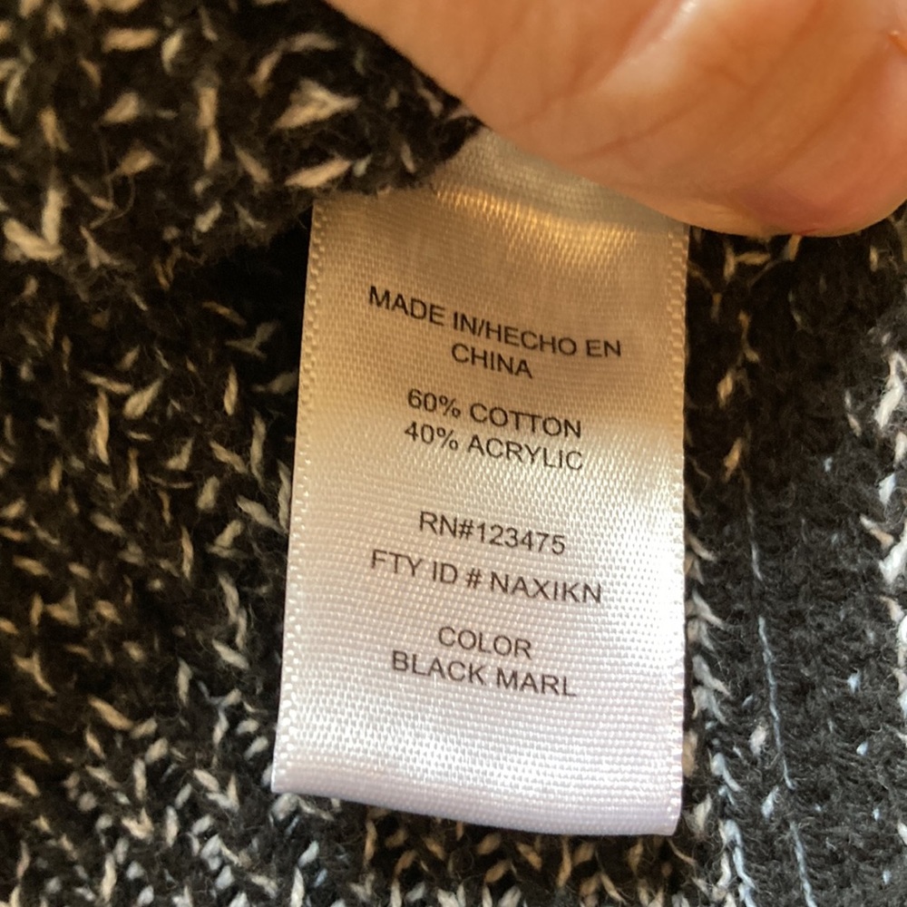 Ellen Tracy women’s small black with white sweater - Picture 8 of 10